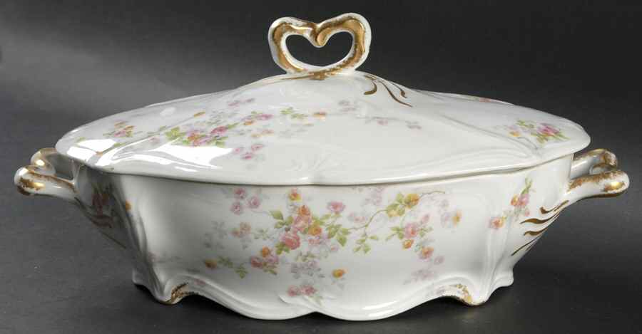 AHR67 Oval Covered Vegetable by Charles Ahrenfeldt-1