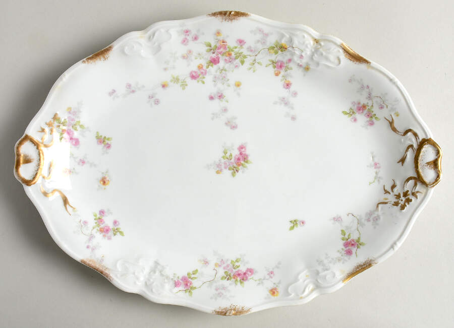 AHR68 13" Oval Serving Platter by Charles Ahrenfeldt-1