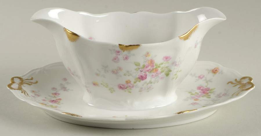 AHR68 Gravy Boat with Attached Underplate by Charles Ahrenfeldt-1