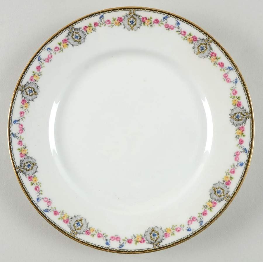 AHR7 Luncheon Plate by Charles Ahrenfeldt-1