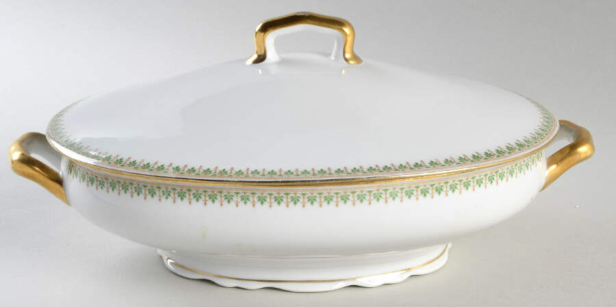 AHR8 Oval Covered Vegetable by Charles Ahrenfeldt-1