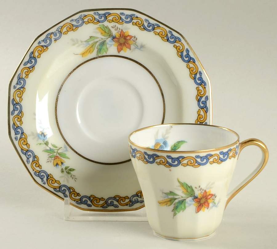 AHR95 Flat Demitasse Cup & Saucer Set by Charles Ahrenfeldt-1