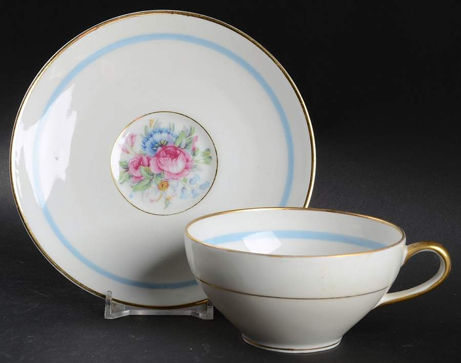 Dinard Flat Cup & Saucer Set by Charles Ahrenfeldt-1