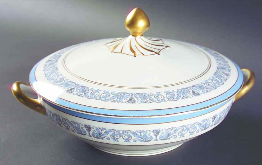 Frontenac Round Covered Vegetable by Charles Ahrenfeldt-1