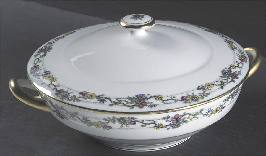 Korea Round Covered Vegetable by Charles Ahrenfeldt-1