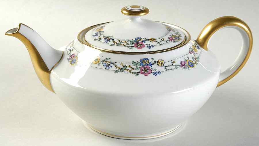 Korea Teapot & Lid by Charles Ahrenfeldt-1