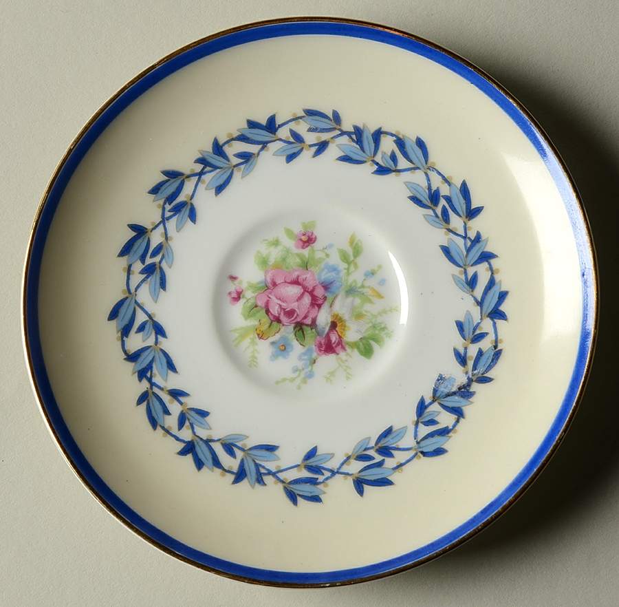 Marie Louise Saucer by Charles Ahrenfeldt-1