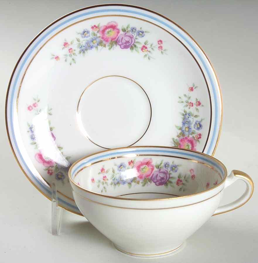 Marianne Flat Cup & Saucer Set by Charles Ahrenfeldt-1