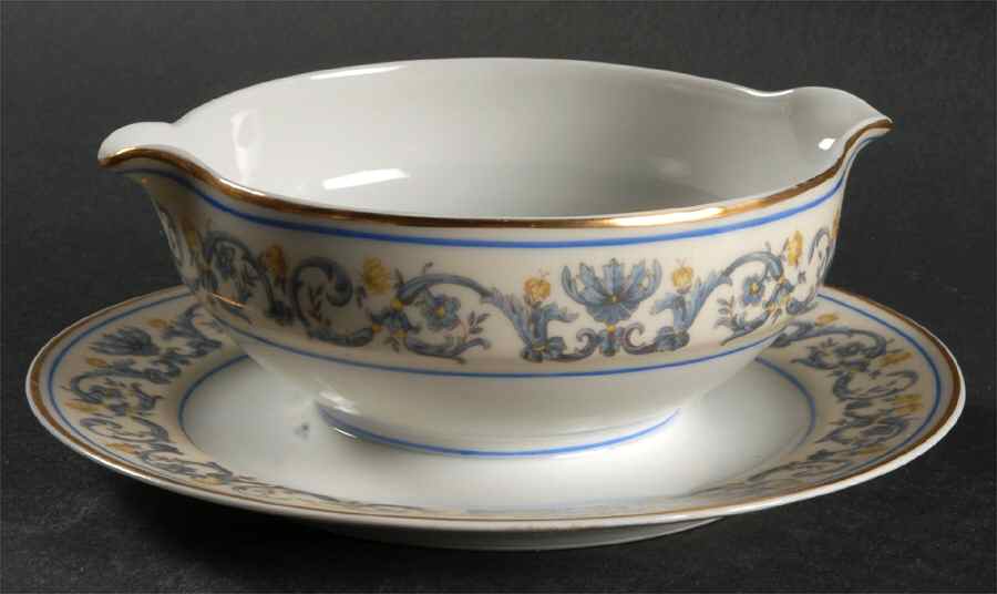 Suzanne Gravy Boat with Attached Underplate by Charles Ahrenfeldt-1