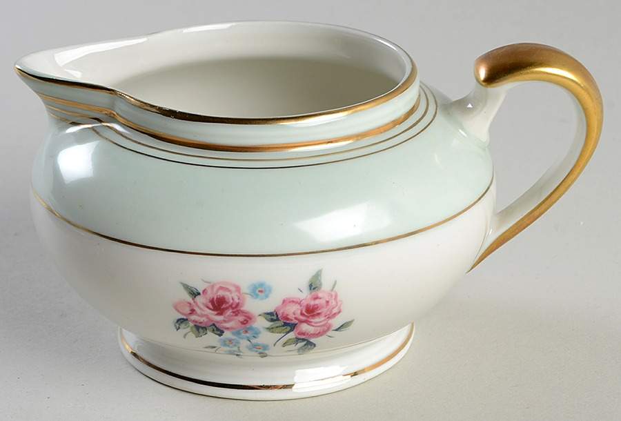 Ville Franche Creamer by Charles Ahrenfeldt-1