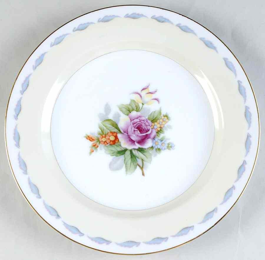 Claudia Dinner Plate by Aladdin-1