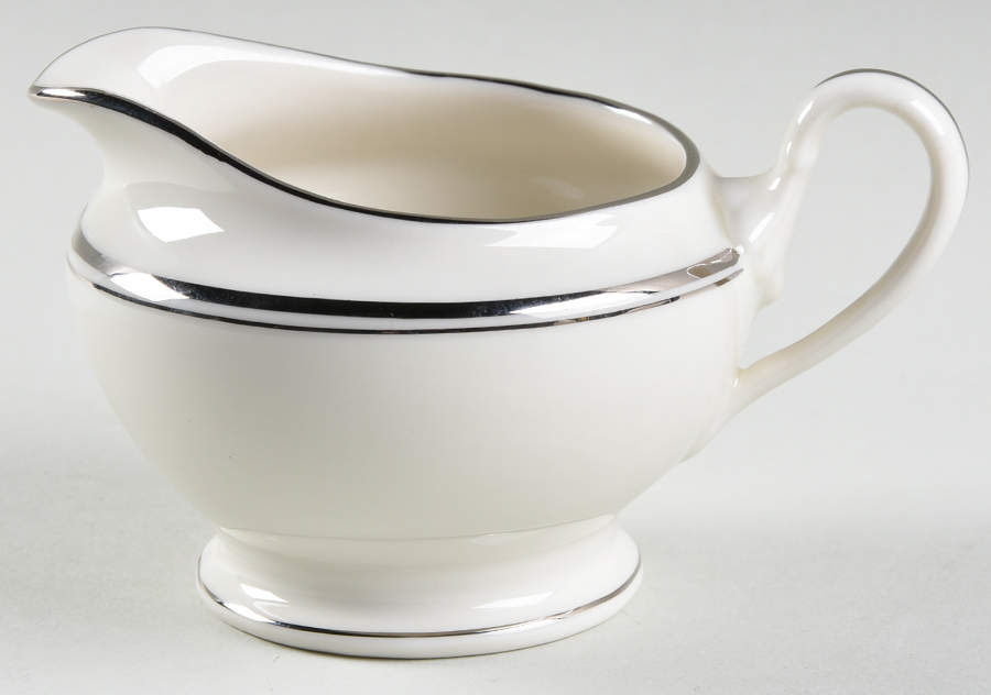Everlasting Creamer by American Manor-1