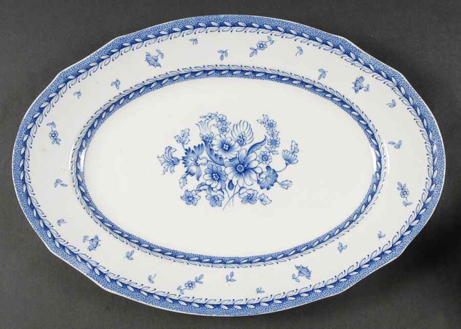 Finn Flower Blue (White Backgound) 14" Oval Serving Platter by Arabia of Finland-1