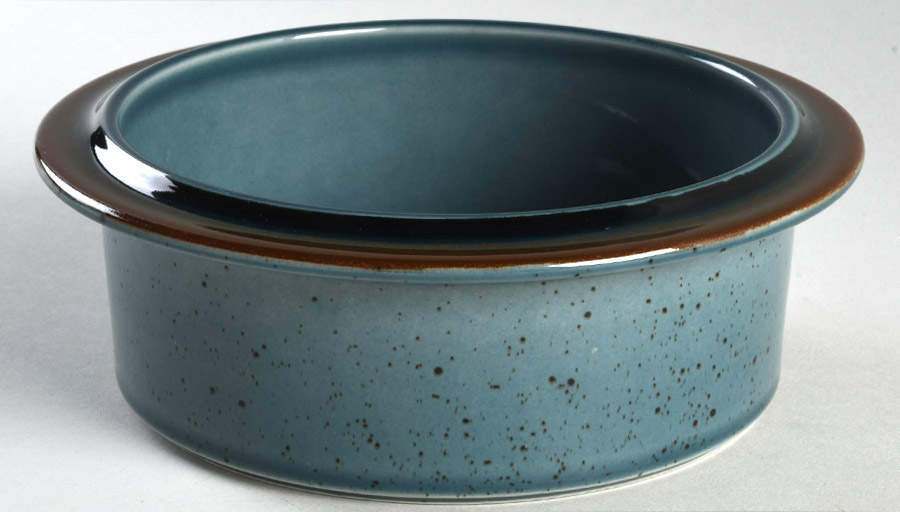 Meri Blue 7" Round Vegetable Bowl by Arabia of Finland-1