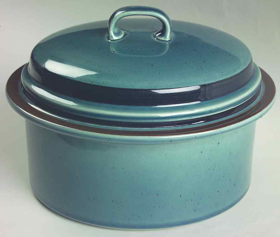 Meri Blue 2.25 Qt Round Covered Casserole by Arabia of Finland-1