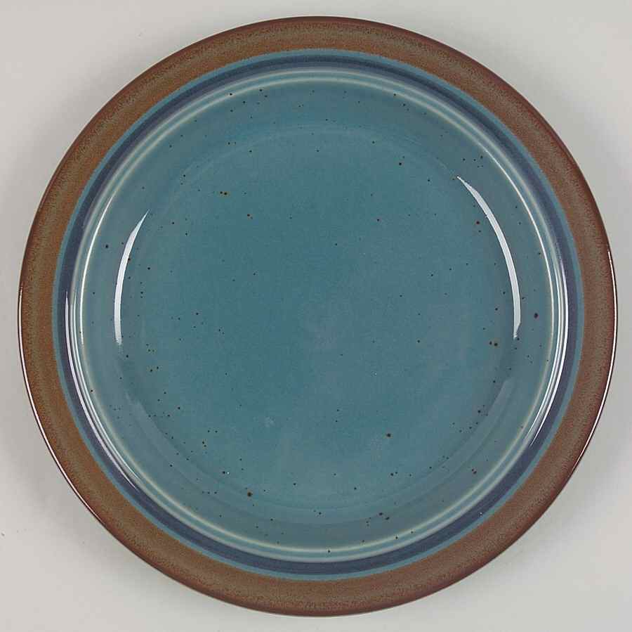 Meri Blue Dinner Plate by Arabia of Finland-1