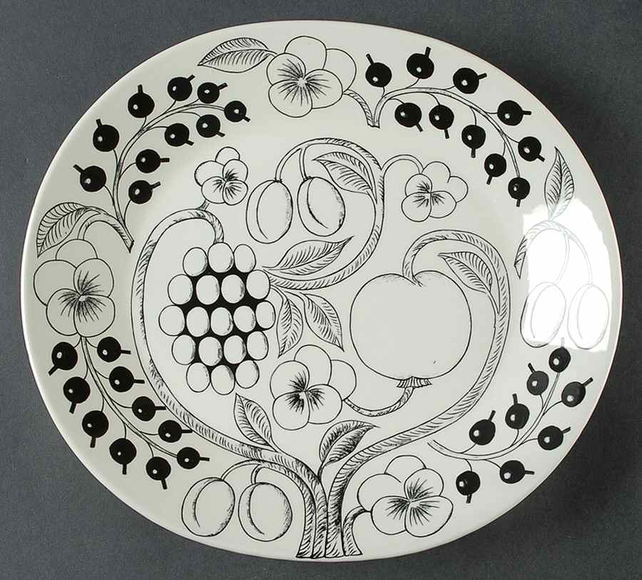 Paratiisi Black 11" Oval Serving Platter by Arabia of Finland-1