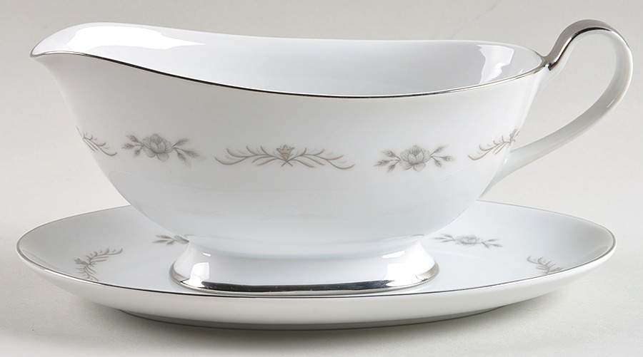 Doral Gravy Boat & Underplate by Arlen-1