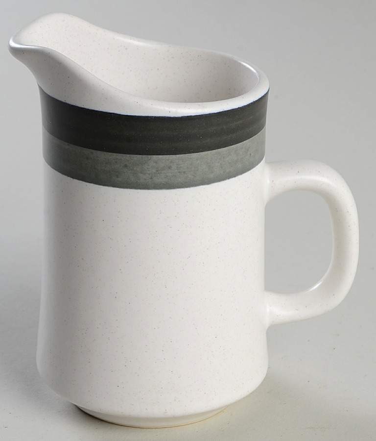 Black Foot Creamer by Arrowstone-1