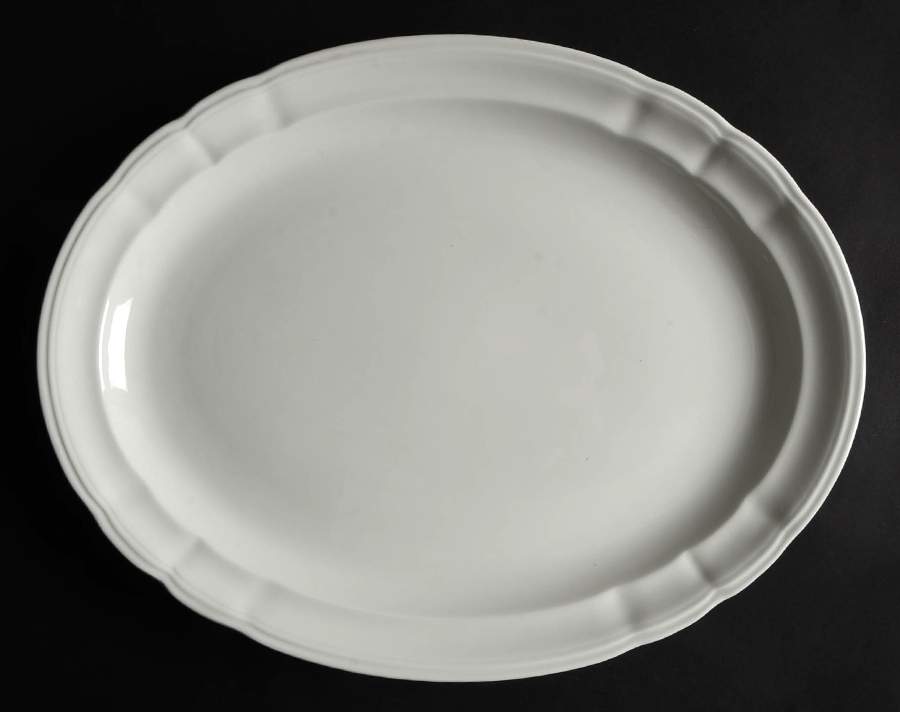 Alhambra 14" Oval Serving Platter by Arita-1