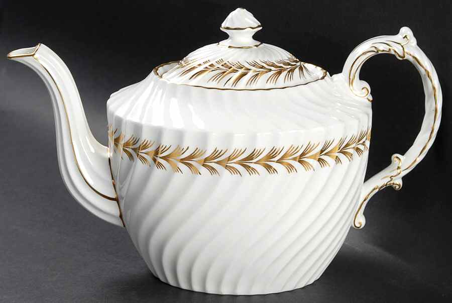 Arundel Teapot & Lid by John  Aynsley & Sons-1