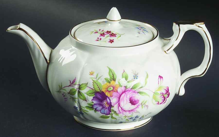 Aynsley Spray Mini Teapot & Lid by John  Aynsley & Sons-1