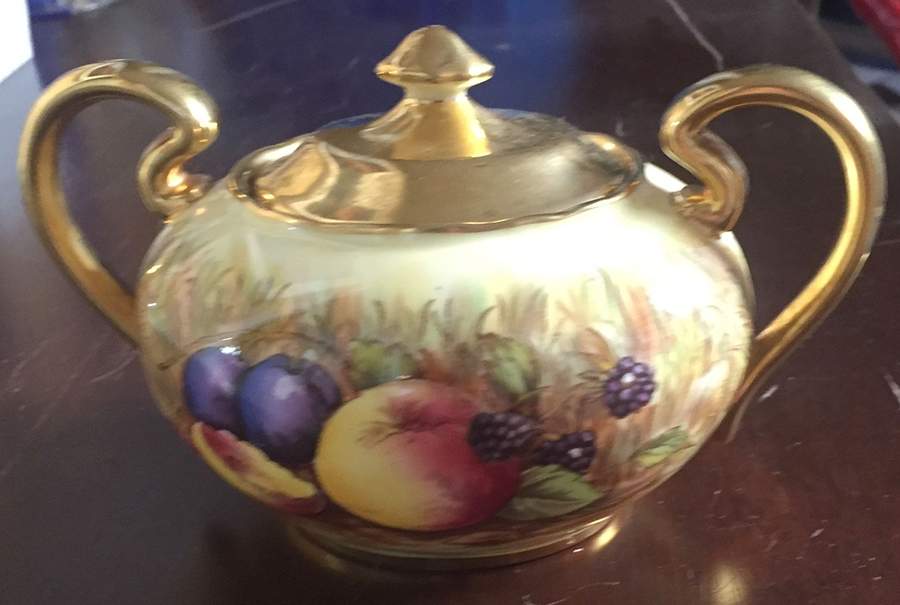 C746 Sugar Bowl & Lid by John  Aynsley & Sons-1