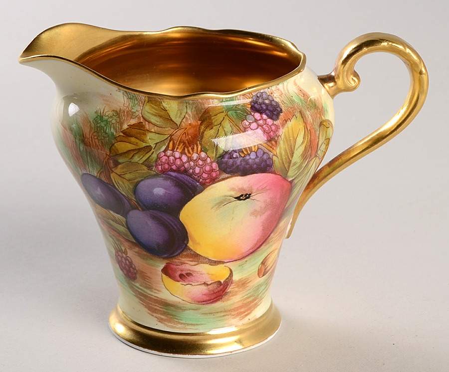C746 Creamer by John  Aynsley & Sons-1