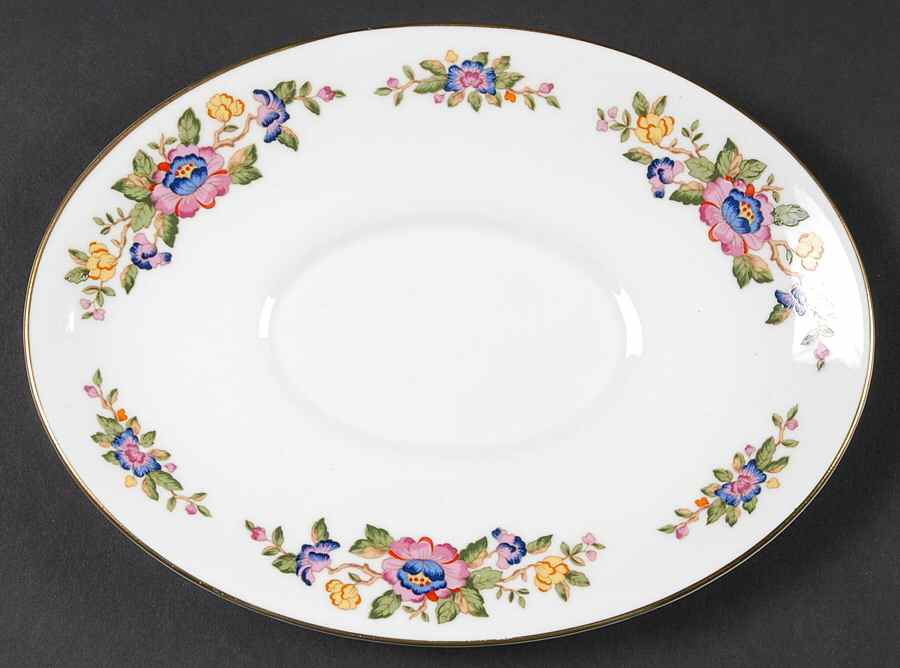 Capistrano Underplate for Gravy Boat by John  Aynsley & Sons-1