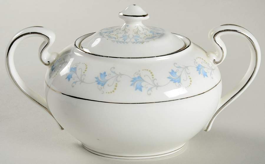 Dianne (Smooth Edge) Sugar Bowl & Lid by John  Aynsley & Sons-1