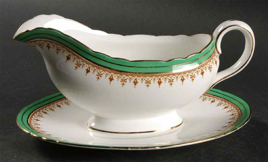 Durham Green Gravy Boat with Attached Underplate by John  Aynsley & Sons-1