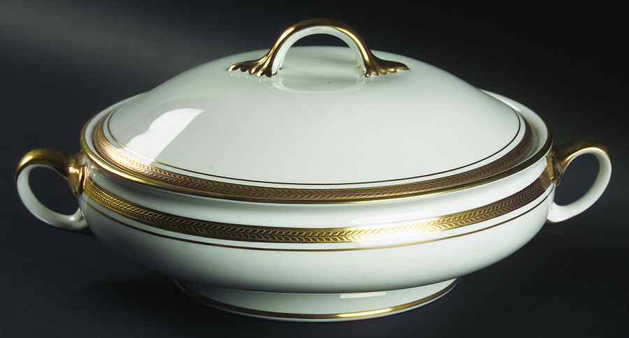 Elizabeth (Smooth) Round Covered Vegetable by John  Aynsley & Sons-1