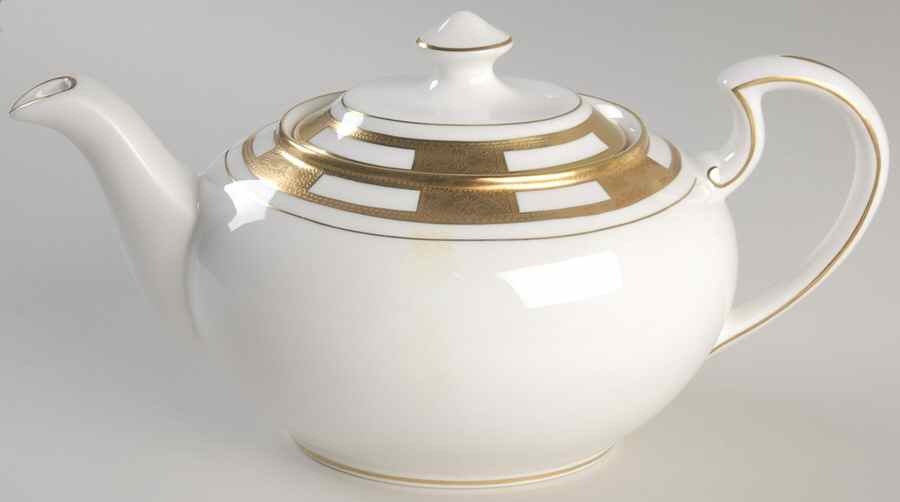 Empress White (Gold Encrusted, Smooth Or Scalloped) Teapot & Lid by John  Aynsley & Sons-1