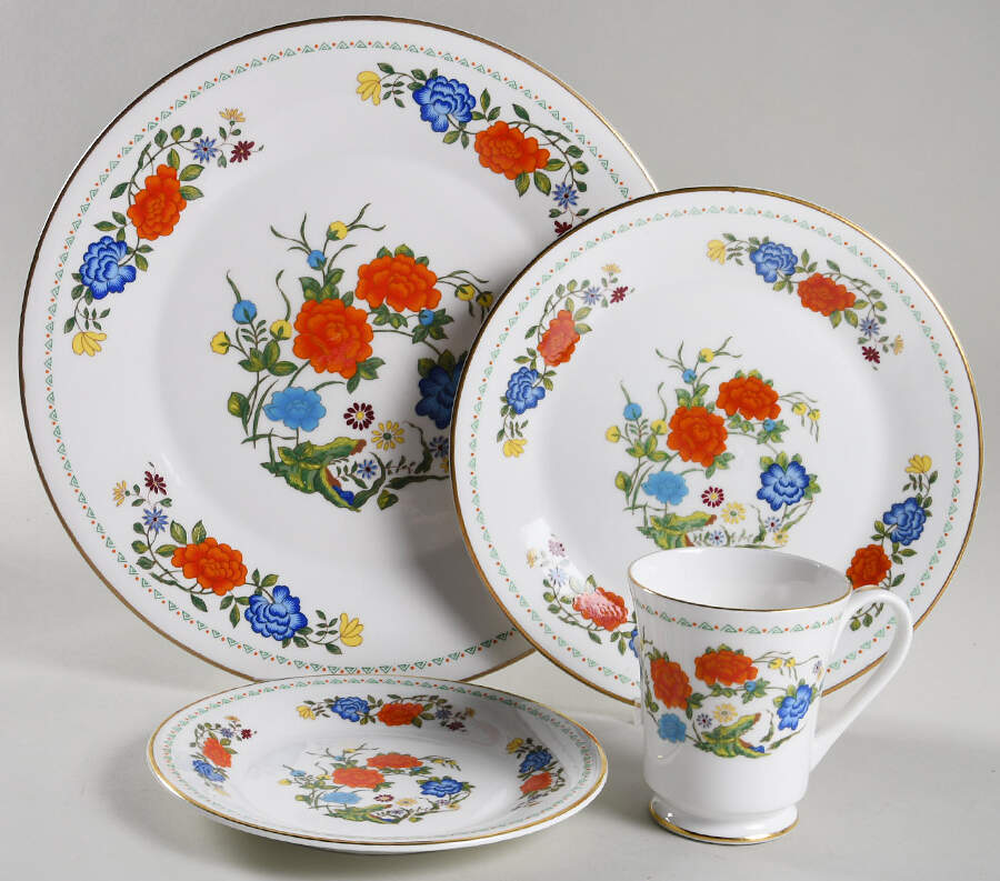 Famille Rose 4 Piece Place Setting by John  Aynsley & Sons-1