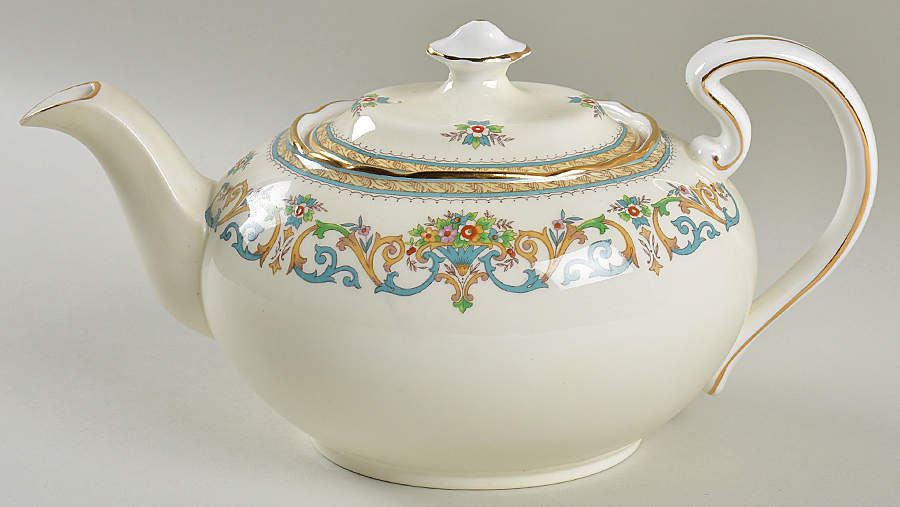 Henley (Scalloped, Gold Trim) Teapot & Lid by John  Aynsley & Sons-1