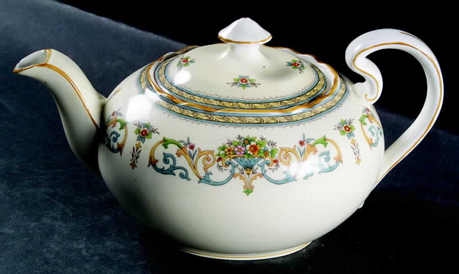 Henley (Scalloped, Yellow Trim) Teapot & Lid by John  Aynsley & Sons-1