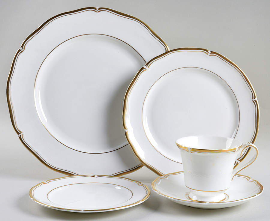 Heritage 5 Piece Place Setting by John  Aynsley & Sons-1