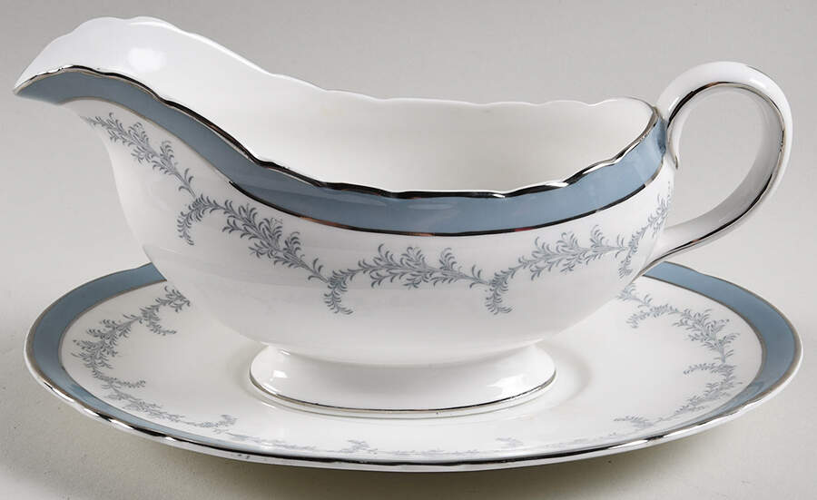Kenmore (Scalloped) Gravy Boat & Underplate by John  Aynsley & Sons-1