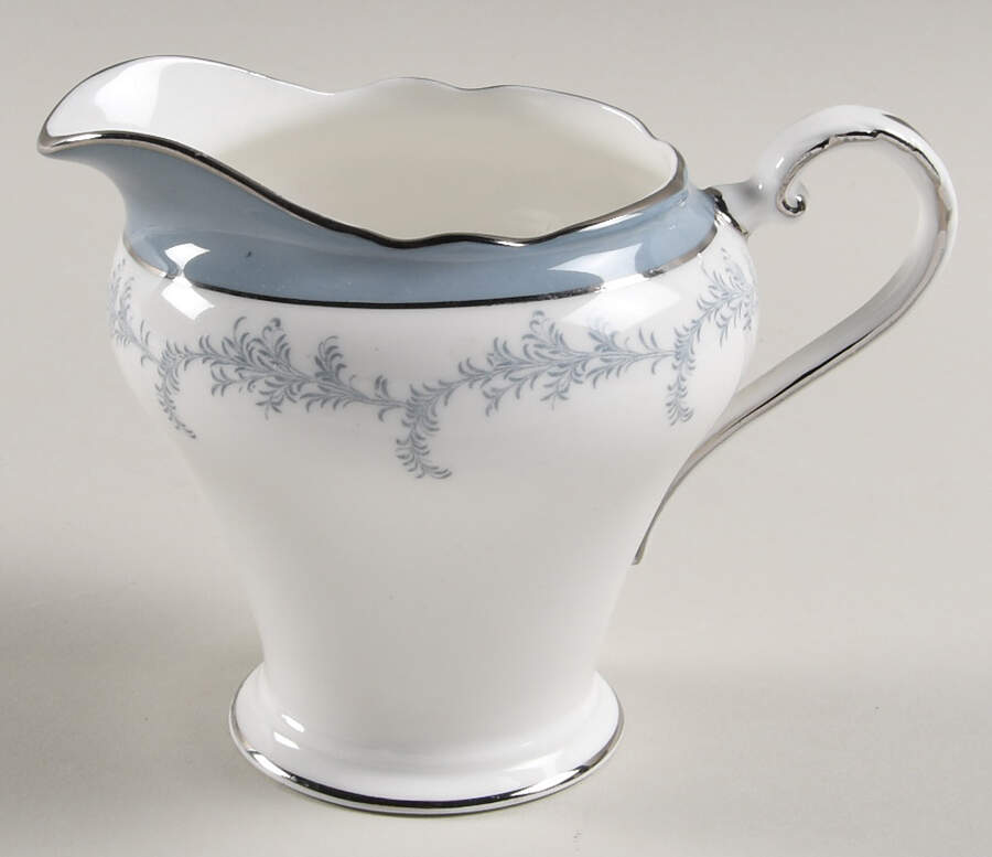 Kenmore (Scalloped) Creamer by John  Aynsley & Sons-1