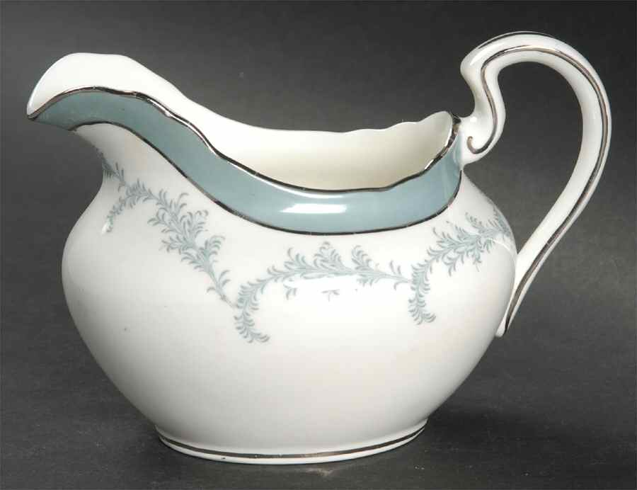 Kenmore (Scalloped) Creamer by John  Aynsley & Sons-1