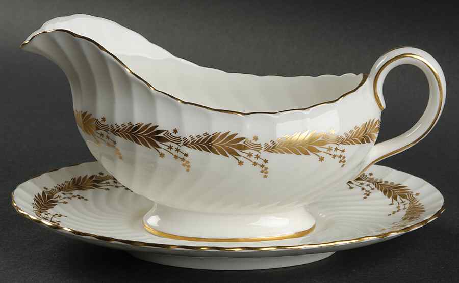 Kent Gravy Boat & Underplate by John  Aynsley & Sons-1