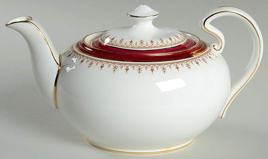 Durham Maroon (Scalloped, Not Encrusted) Teapot & Lid by John  Aynsley & Sons-1
