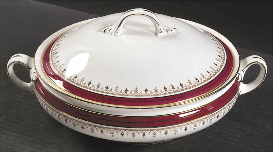 Durham Maroon (Scalloped, Not Encrusted) Round Covered Vegetable by John  Aynsley & Sons-1