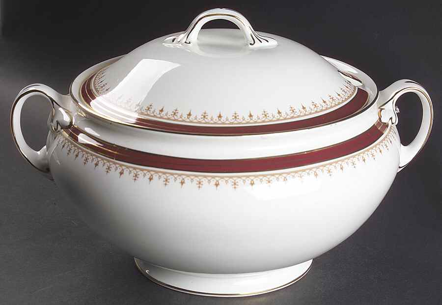 Durham Maroon (Scalloped, Not Encrusted) Tureen &  Lid by John  Aynsley & Sons-1