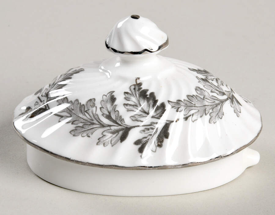Oak Leaf Gray (Fluted) Lid for Teapot by John  Aynsley & Sons-1