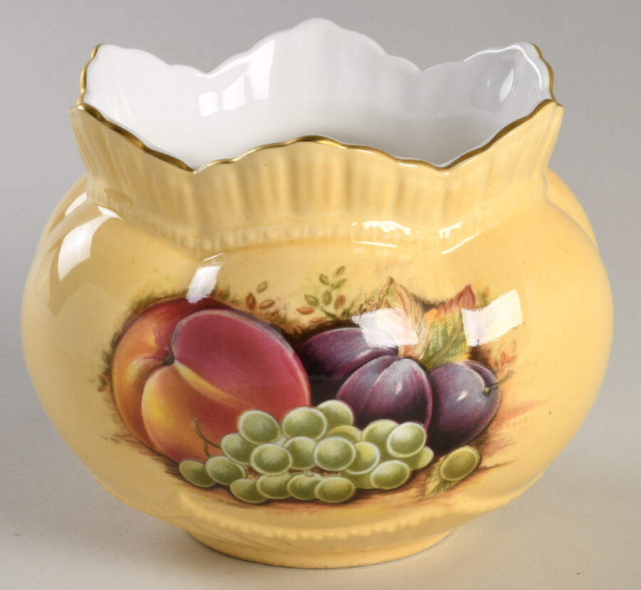 Orchard Gold Rose Bowl by John  Aynsley & Sons-1