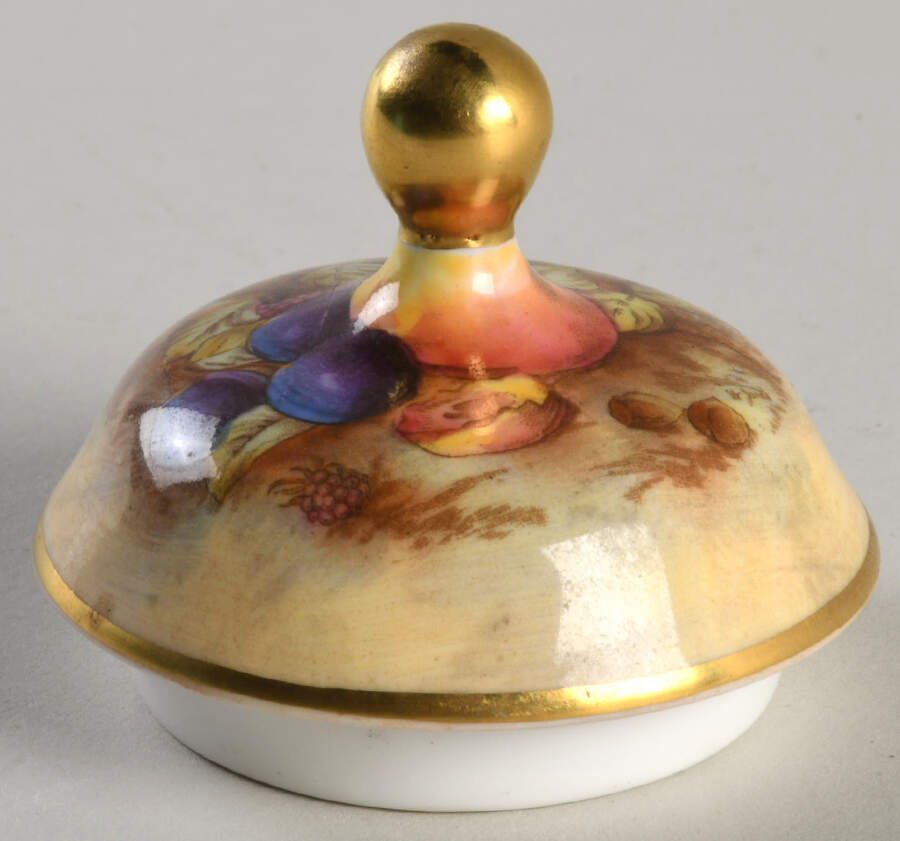 Orchard Gold Lid for 7" Urn by John  Aynsley & Sons-1