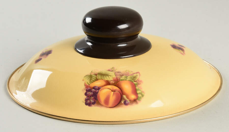 Orchard Gold Lid for 2.5 Qt Round Metal Casserole by John  Aynsley & Sons-1