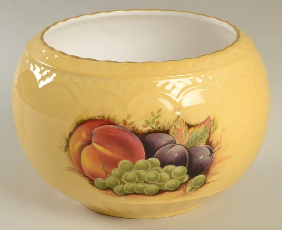 Orchard Gold 3" Sovereign Open Potpourri by John  Aynsley & Sons-1