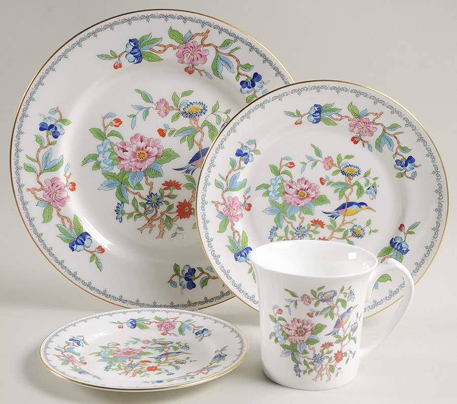 Pembroke (Gold Trim) 4 Piece Place Setting by John  Aynsley & Sons-1